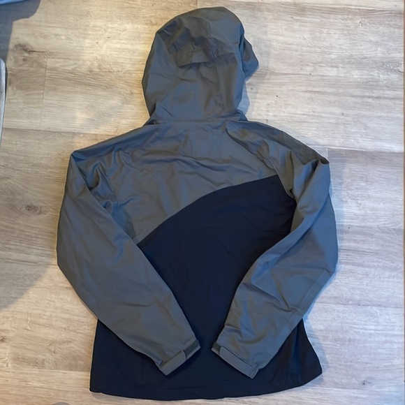 NWT Outdoor Reaearch Panorama Point Jacket charcoal herringbone/black size Small - Picture 7 of 12